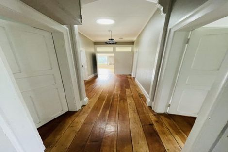 Photo of property in 285 Halcombe Road, Feilding, 4775