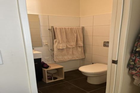 Photo of property in 2/25 Home Street, Mount Victoria, Wellington, 6011