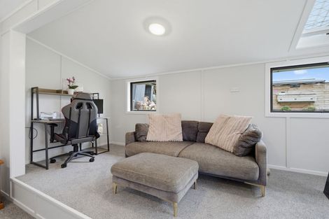 Photo of property in 43 Pahi Road, Paparoa, 0571