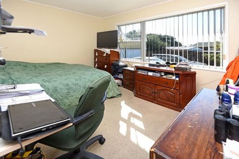 Photo of property in 42 Cape Road, Mangere, Auckland, 2022