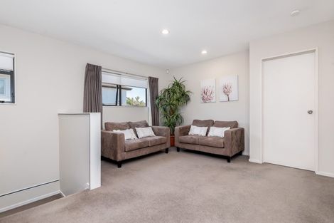Photo of property in 23c Lexington Drive, Botany Downs, Auckland, 2010
