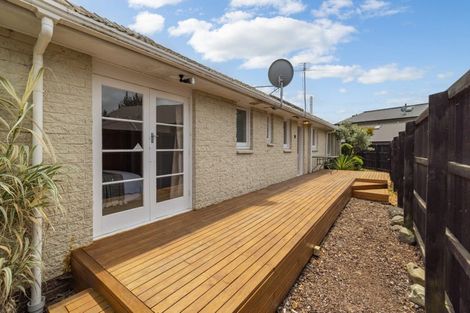 Photo of property in 58 Waitikiri Drive, Parklands, Christchurch, 8083