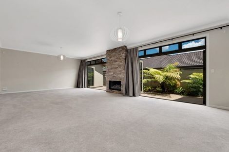 Photo of property in 1 Tarn Close, Pyes Pa, Tauranga, 3112