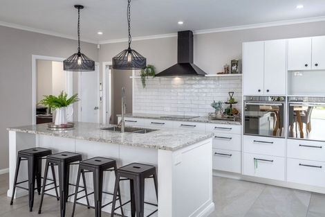 Photo of property in 17 Kauri Place, Pahiatua, 4910