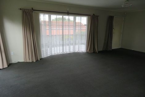 Photo of property in 15 Beihlers Road, Weymouth, Auckland, 2103