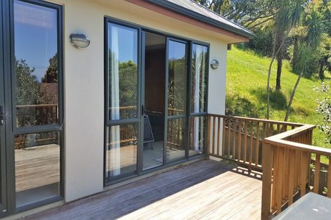 Photo of property in 1/667 East Coast Road, Browns Bay, Auckland, 0630