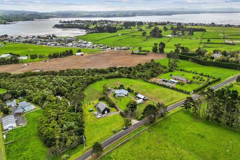 Photo of property in 42 Boyd Road, Clarks Beach, Pukekohe, 2679