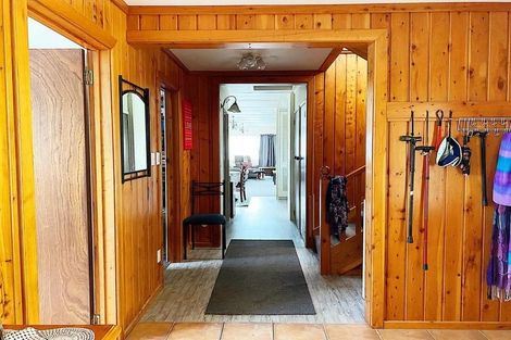 Photo of property in 15 Whaka Street, Maungaturoto, 0520