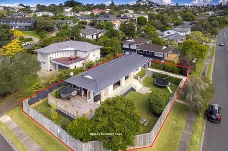 Photo of property in 2 Ponui Place, Mairangi Bay, Auckland, 0630
