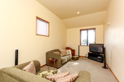 Photo of property in 96g Branch Road, Highlands Park, New Plymouth, 4312