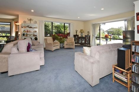 Photo of property in 33 Eders Road, Woodend, 7610