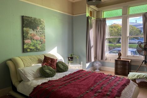 Photo of property in 18 Shoal Bay Road, Devonport, Auckland, 0624