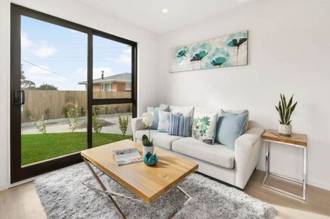 Photo of property in 1/149 Tirimoana Road, Te Atatu South, Auckland, 0602