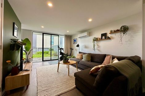 Photo of property in 4 Kaiwawao Lane, Hobsonville, Auckland, 0616