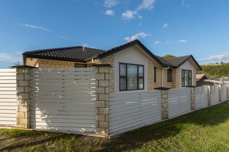Photo of property in 27 Landing Drive, Pyes Pa, Tauranga, 3112