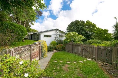 Photo of property in 14 Buccaneer Place, Grenada Village, Wellington, 6037