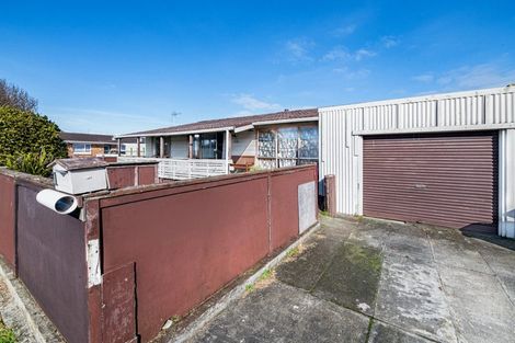 Photo of property in 1 Norman Spencer Drive, Papatoetoe, Auckland, 2104