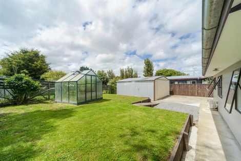 Photo of property in 62 Bridge Street, Bulls, 4818