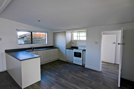 Photo of property in 20 Romilly Street, Westport, 7825