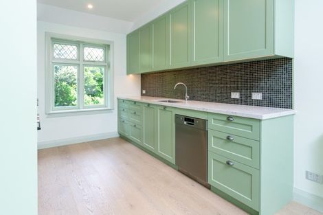 Photo of property in Hamilton Flats, 9a Hawker Street, Mount Victoria, Wellington, 6011