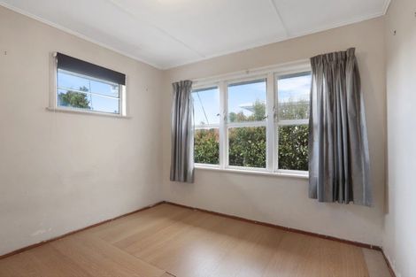 Photo of property in 53 Tiroroa Avenue, Te Atatu South, Auckland, 0610
