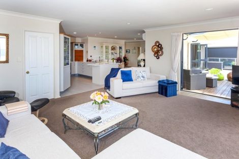 Photo of property in 20a Moray Place, Whiritoa, Whangamata, 3691