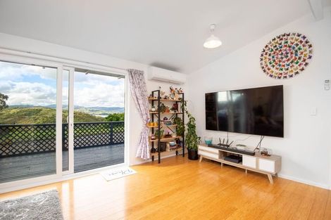 Photo of property in 4 Morning View, Titahi Bay, Porirua, 5022