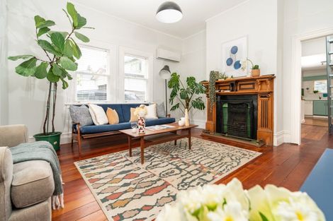 Photo of property in 287 Ohiro Road, Brooklyn, Wellington, 6021