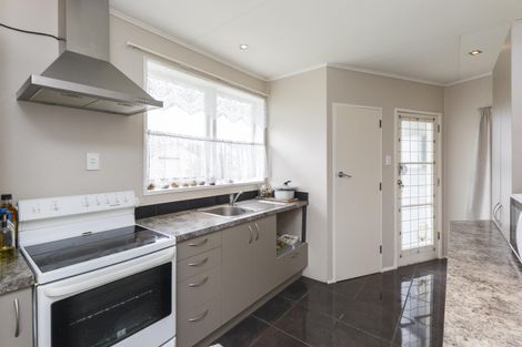 Photo of property in 26 Rhodes Drive, Kelvin Grove, Palmerston North, 4414