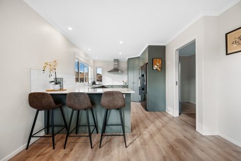 Photo of property in 30 Waenga Drive, Cromwell, 9310