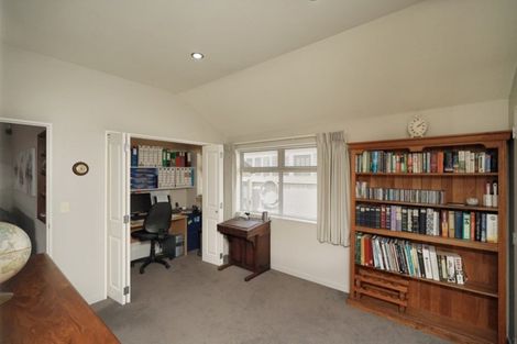 Photo of property in 135 Deans Avenue, Riccarton, Christchurch, 8011