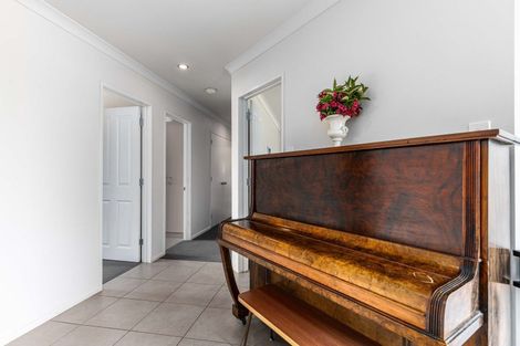 Photo of property in 15 Diamond Court, Ashhurst, 4810