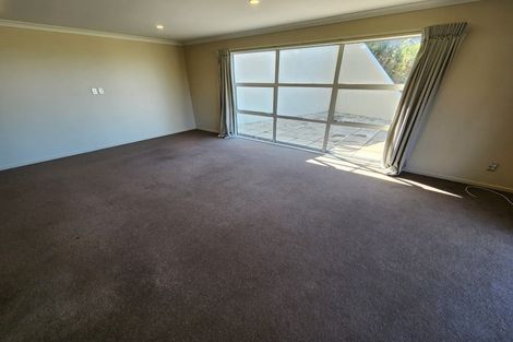 Photo of property in 6 Redcliffs View Lane, Redcliffs, Christchurch, 8081