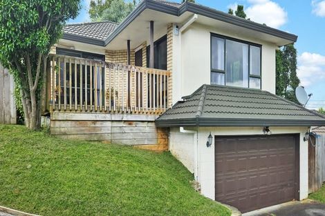 Photo of property in 50 De Havilland Drive, Goodwood Heights, Auckland, 2105