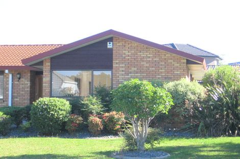 Photo of property in 11 Bannings Way, Hobsonville, Auckland, 0618