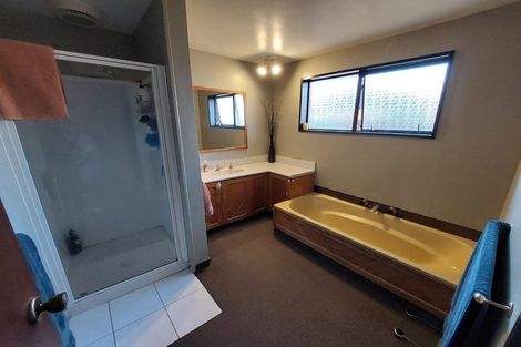 Photo of property in 5 Broadhaven Avenue, Parklands, Christchurch, 8083