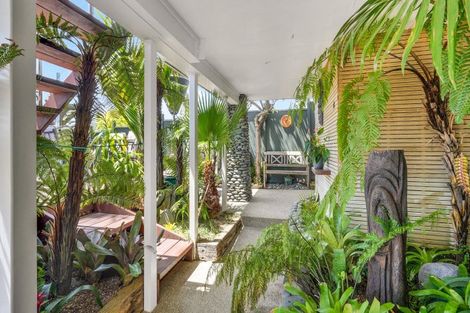 Photo of property in 10 Takutai Avenue, Bucklands Beach, Auckland, 2012