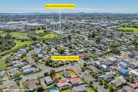 Photo of property in 1 Tabitha Crescent, Henderson, Auckland, 0612