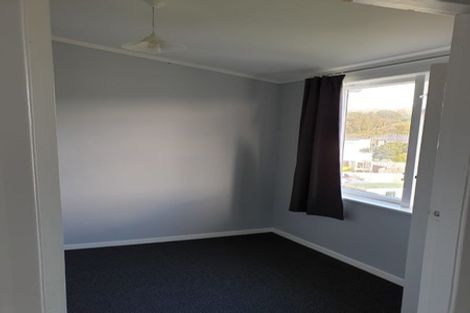Photo of property in 78-80 Hereford Street, Cannons Creek, Porirua, 5024