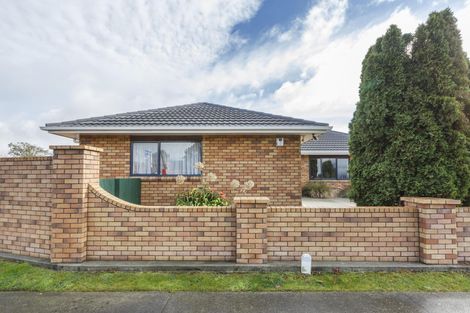 Photo of property in 82 Amberley Avenue, Highbury, Palmerston North, 4412