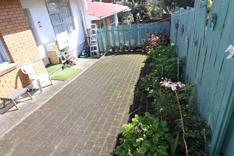 Photo of property in 2/81 Seabrook Avenue, New Lynn, Auckland, 0600