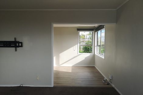 Photo of property in 70 Hillside Road, Mount Wellington, Auckland, 1062