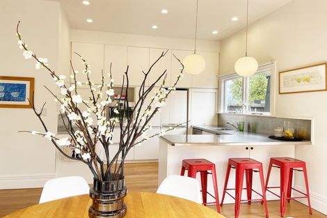 Photo of property in 913 Colombo Street, Christchurch Central, Christchurch, 8013