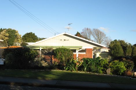 Photo of property in 9a Tomlinson Street, Hillpark, Auckland, 2102