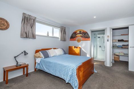 Photo of property in 28 Queen Street, Westport, 7825