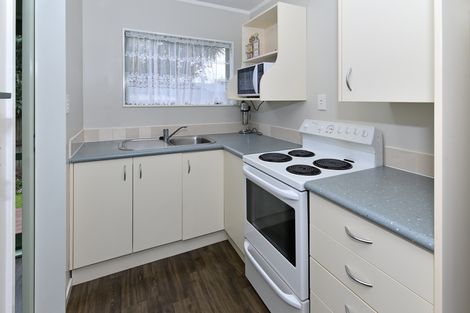 Photo of property in 10b Lane Road, Weymouth, Auckland, 2103