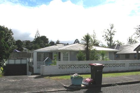 Photo of property in 15 Battersby Avenue, Mount Roskill, Auckland, 1041