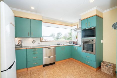 Photo of property in 7 Capri Place, Awapuni, Palmerston North, 4412