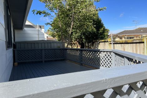 Photo of property in 1/109 Wattle Farm Road, Wattle Downs, Auckland, 2103