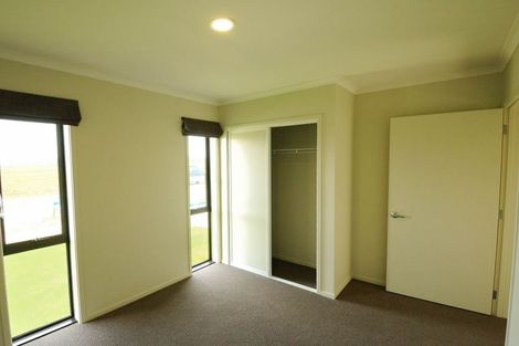 Photo of property in 35 Pakohe Street, Pegasus, 7612